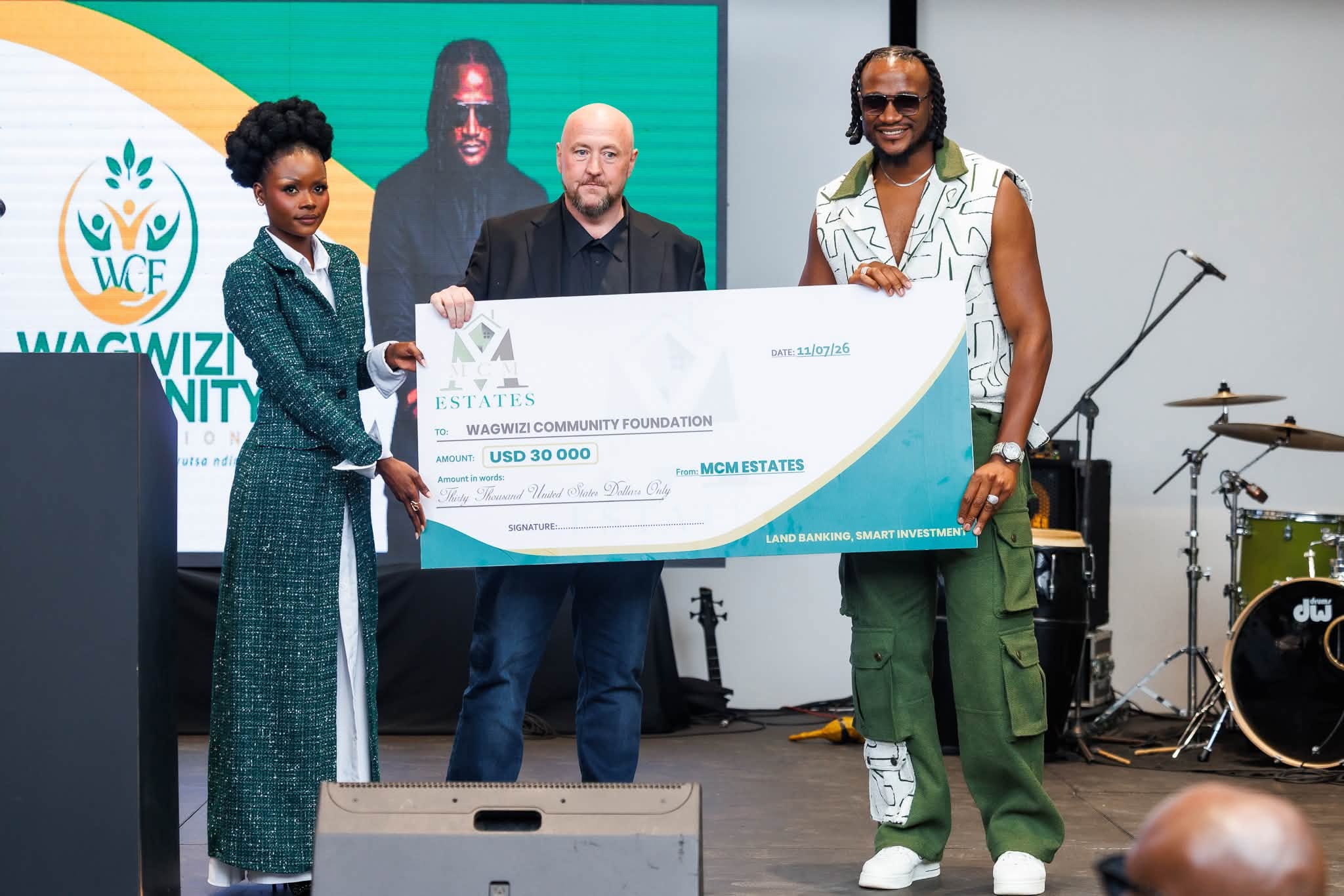 Wagwizi foundation getting a donation of 30K